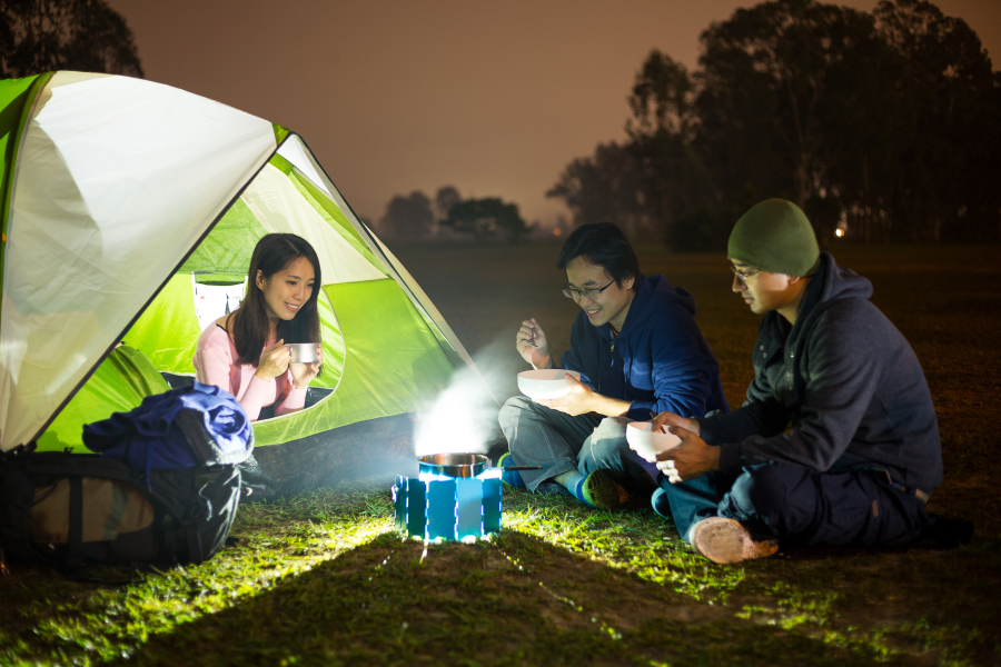 ¿Cuál se considera el mejor camping de las Landas y qué servicios excepcionales ofrece?